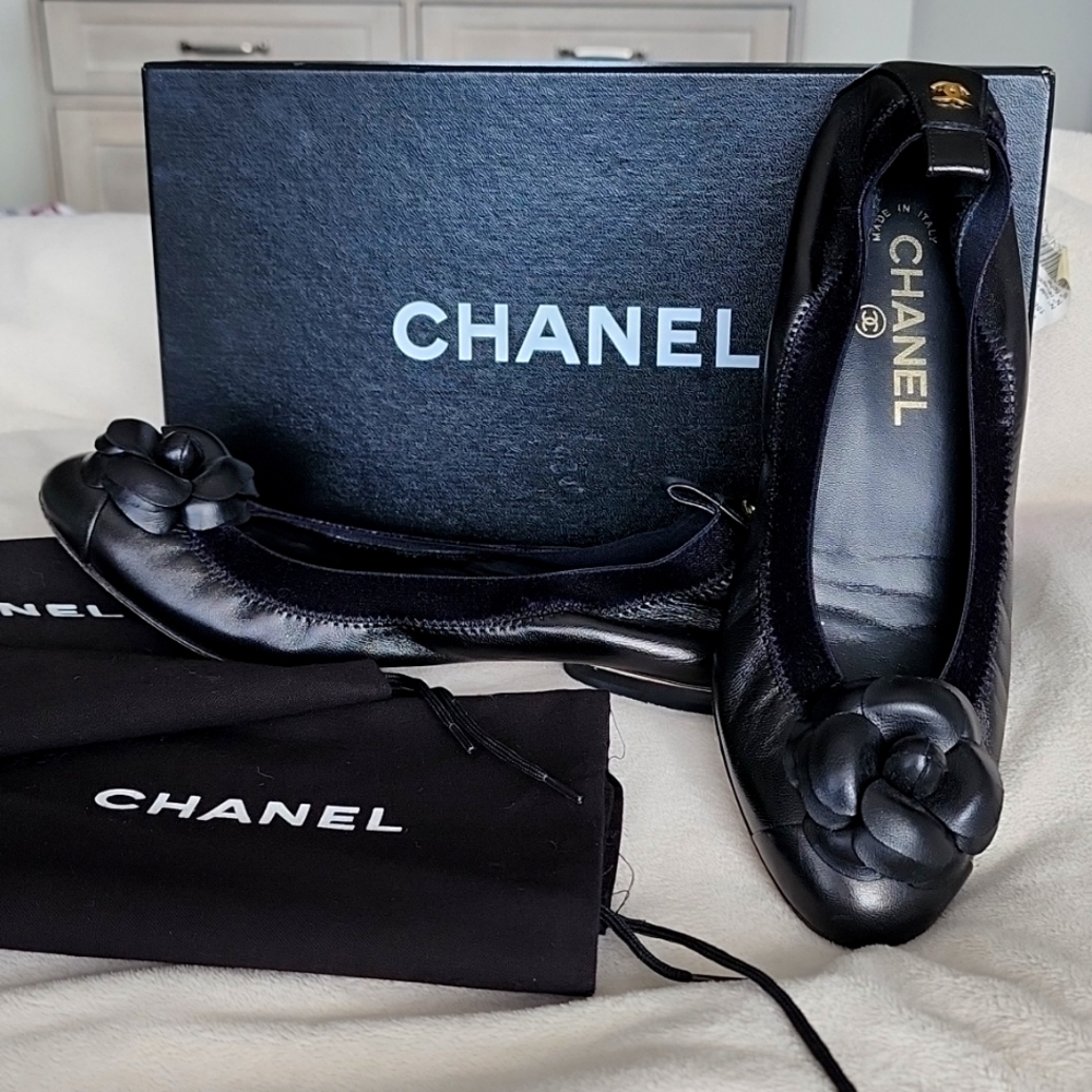 Chanel ballerina flats